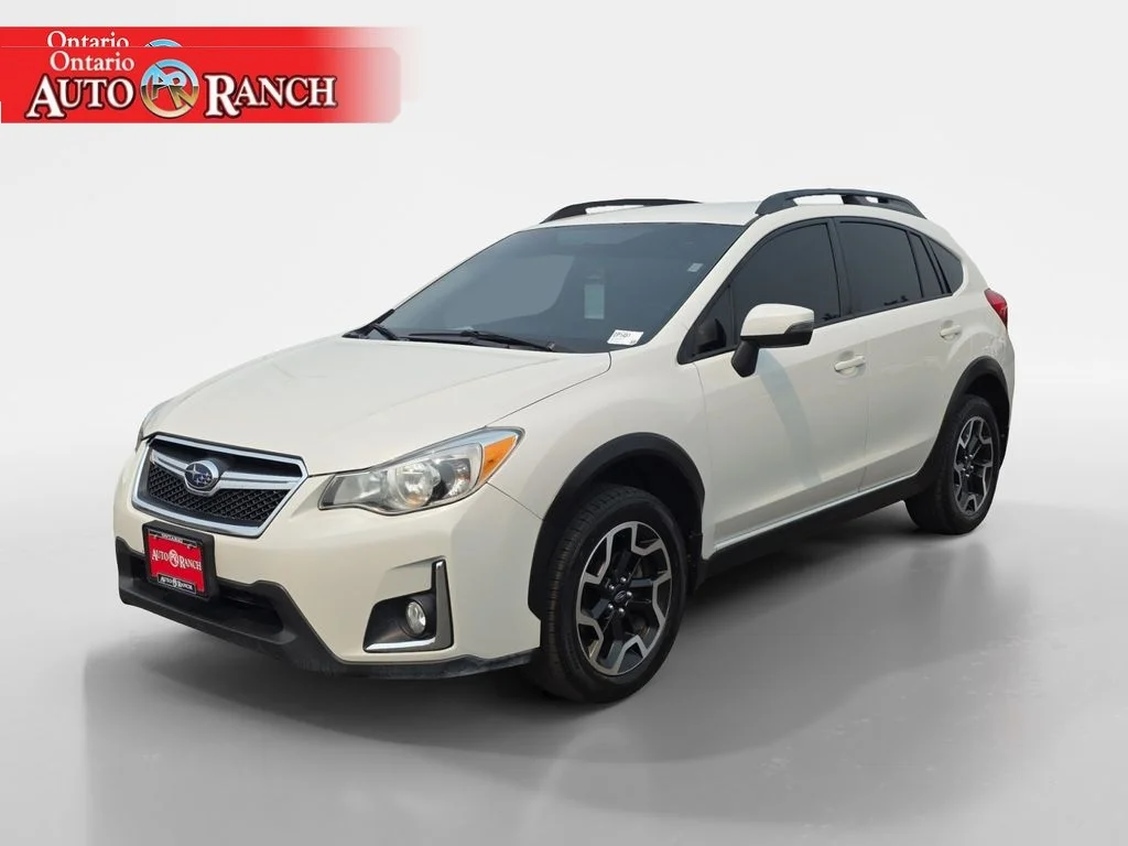 Used 2017 Crystal White Pearl Subaru Limited image 7