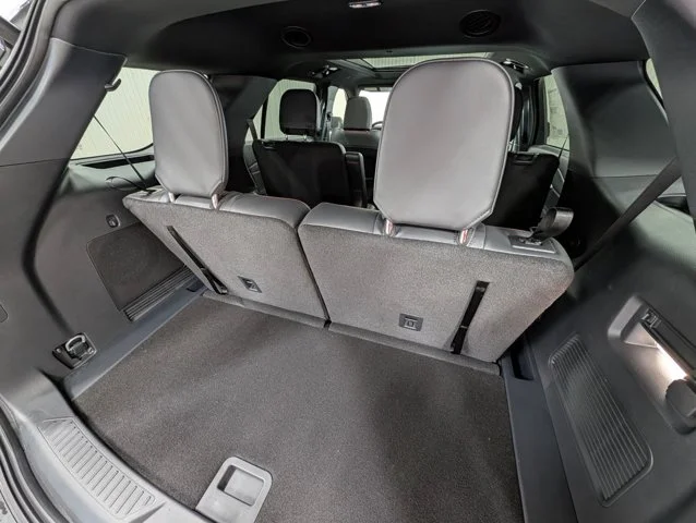 New 2026 Carbonized Gray Metallic Ford ST-Line image 50