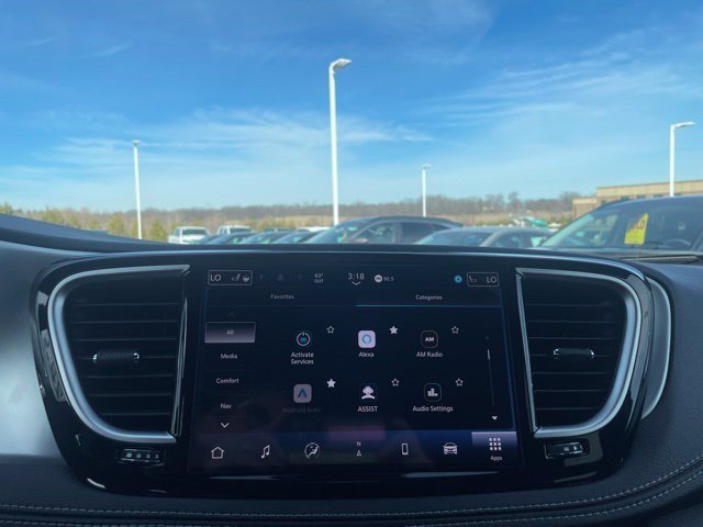 New 2026 Hydro Blue Pearlcoat Chrysler Limited image 17