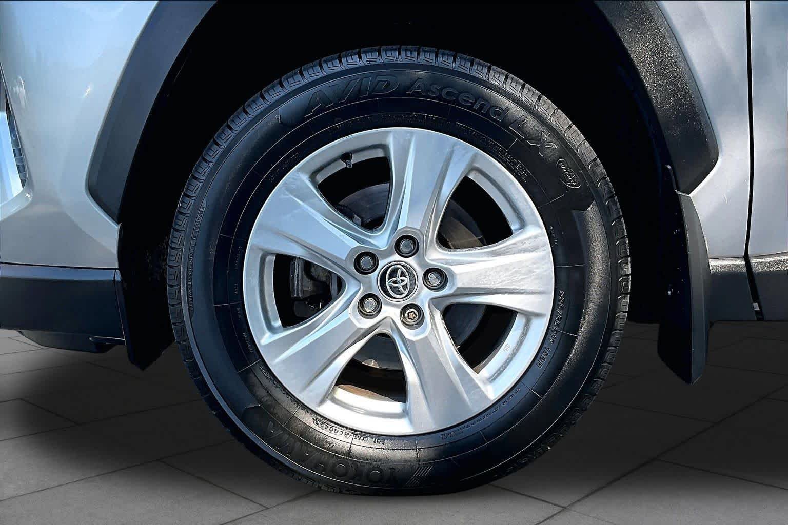 Used 2020 Silver Sky Metallic Toyota XLE image 11