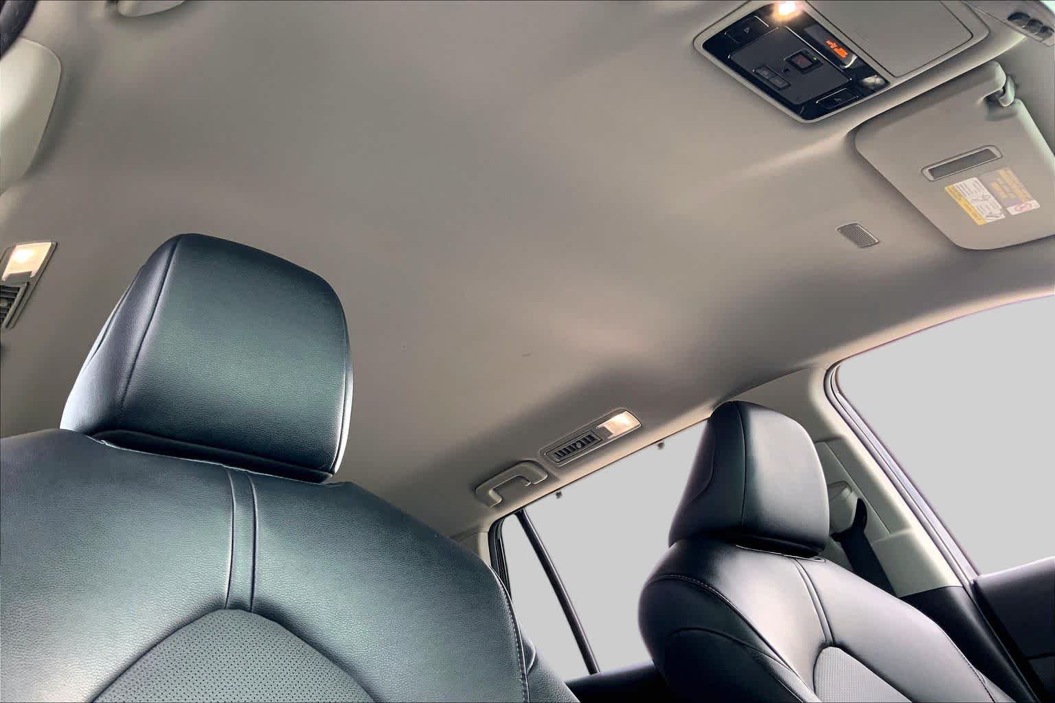 Used 2025 Midnight Black Metallic Toyota XLE image 14