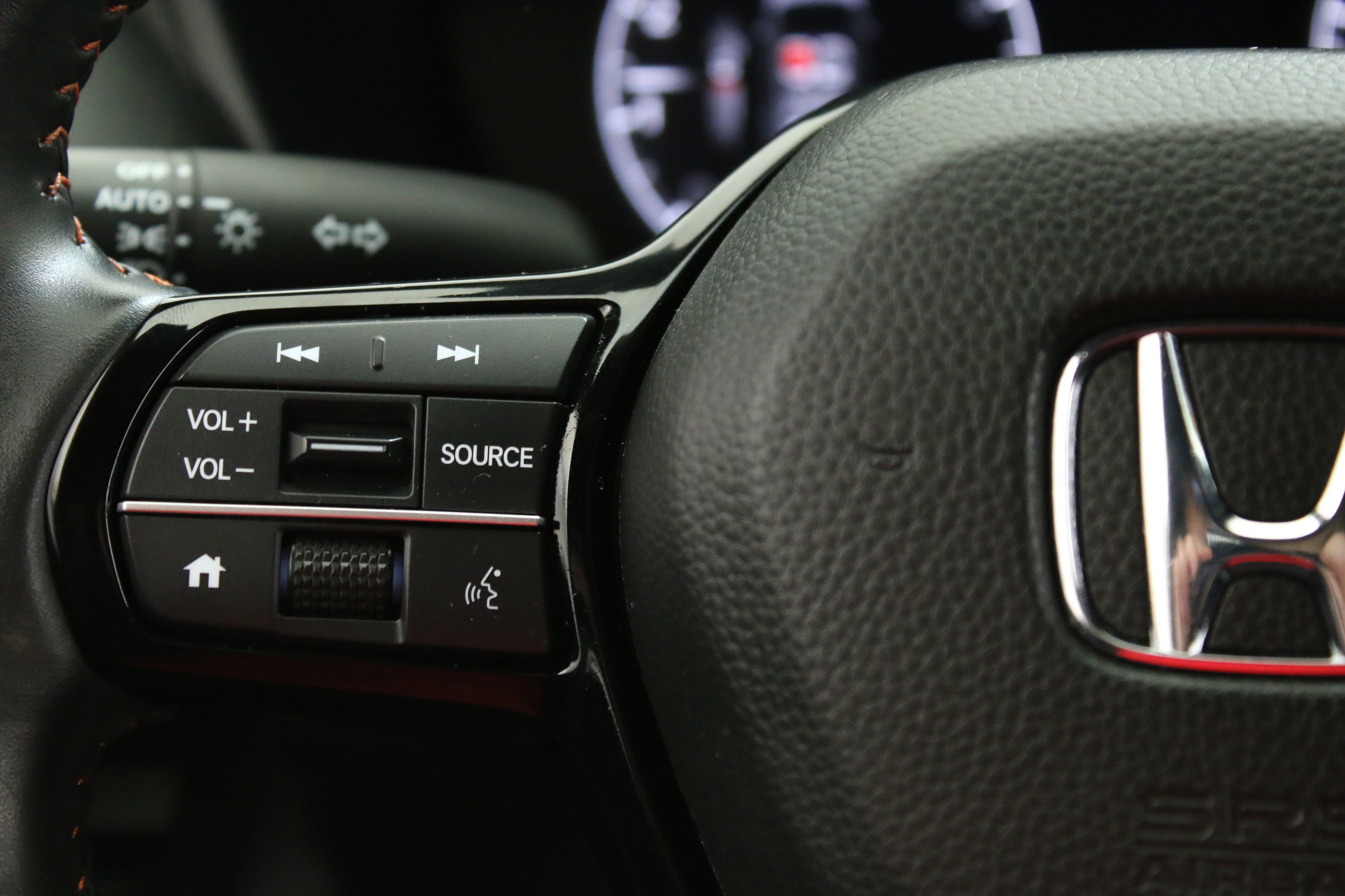 Used 2023 White Honda AWD Sport image 13