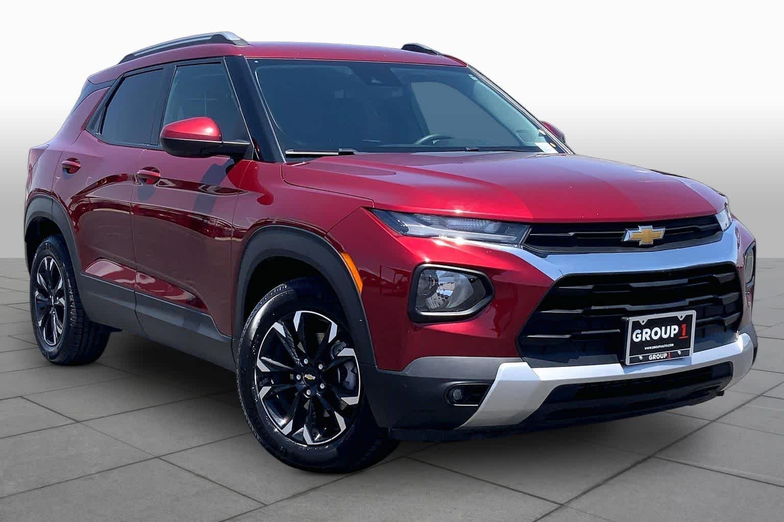 Used 2023 Crimson Metallic Chevrolet LT image 3