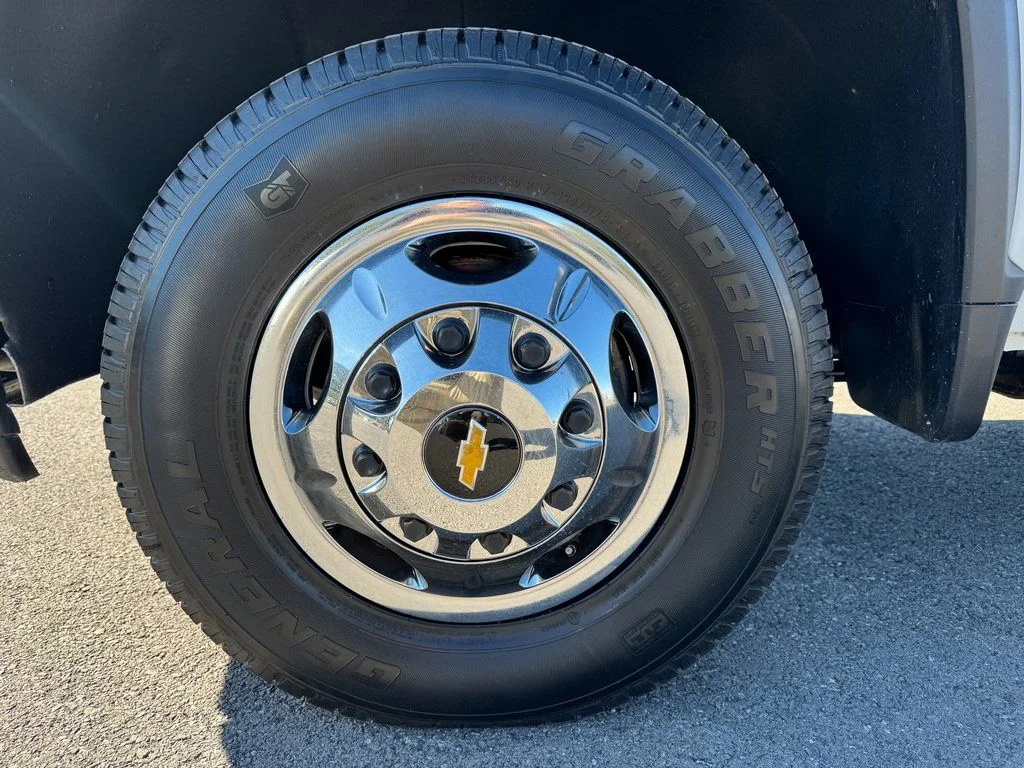 2021 Chevrolet Silverado 3500HD LT - Photo 13