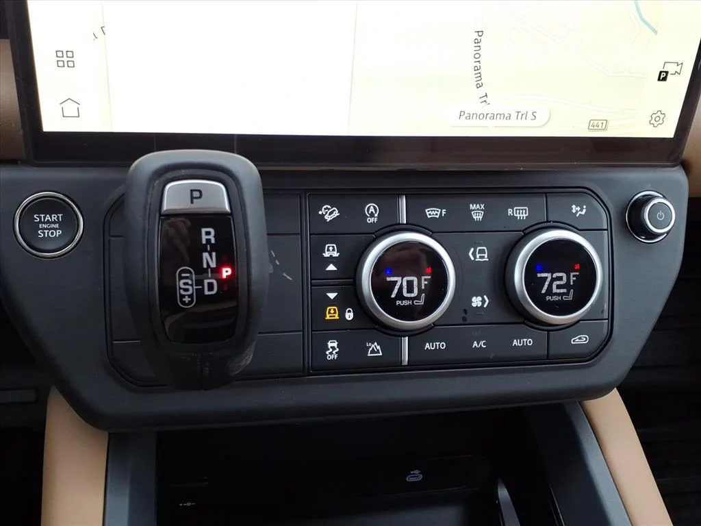New 2026 Fuji White LAND ROVER X-Dynamic SE image 18