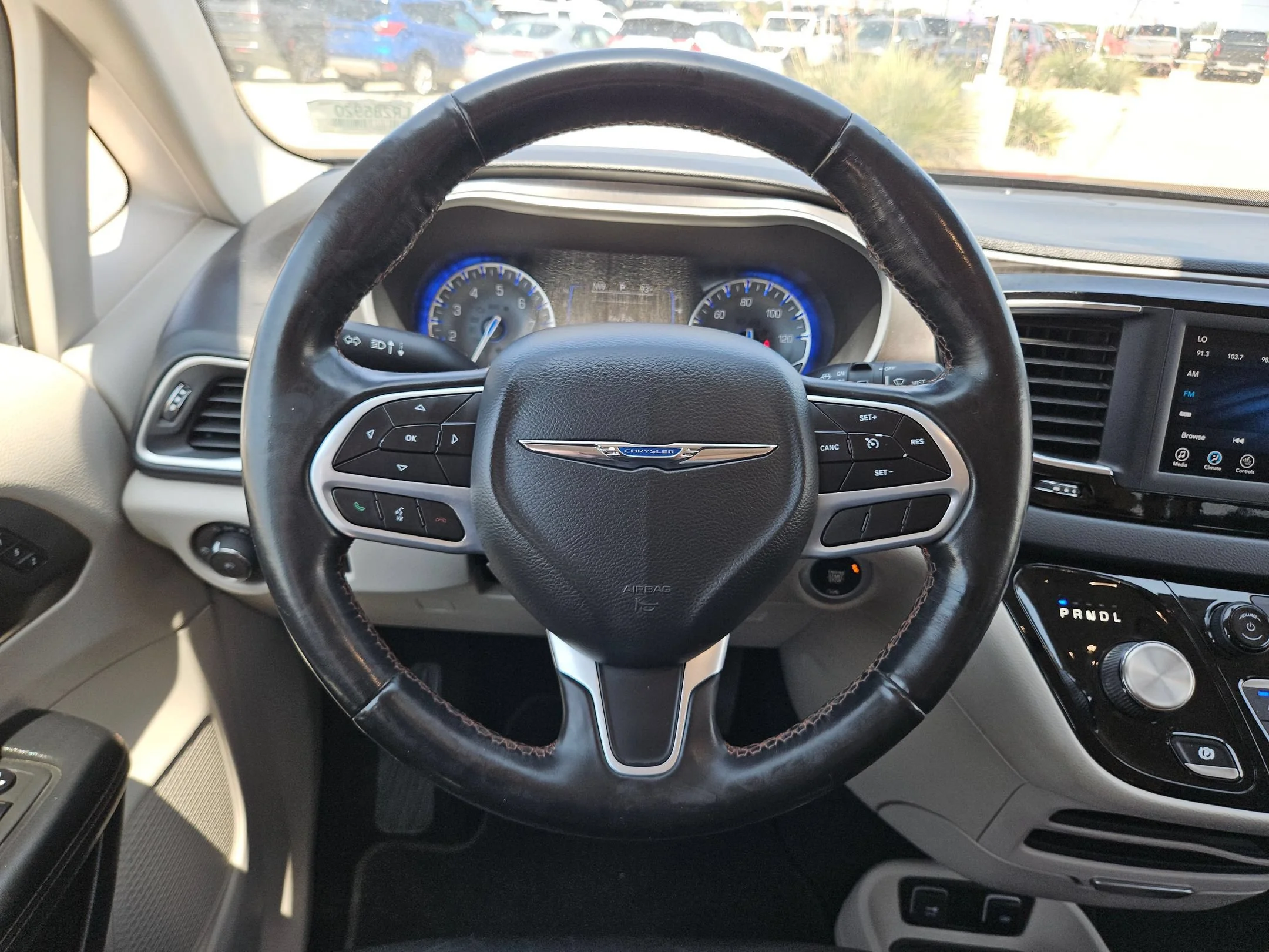 Used 2020 Silver Chrysler Touring L image 20