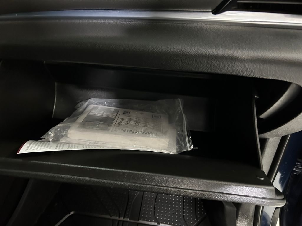 Used 2022 Blue Chevrolet LT image 28