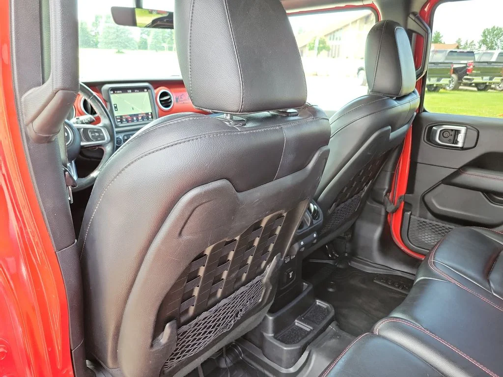 Used 2020 Red Jeep Unlimited Rubicon image 23