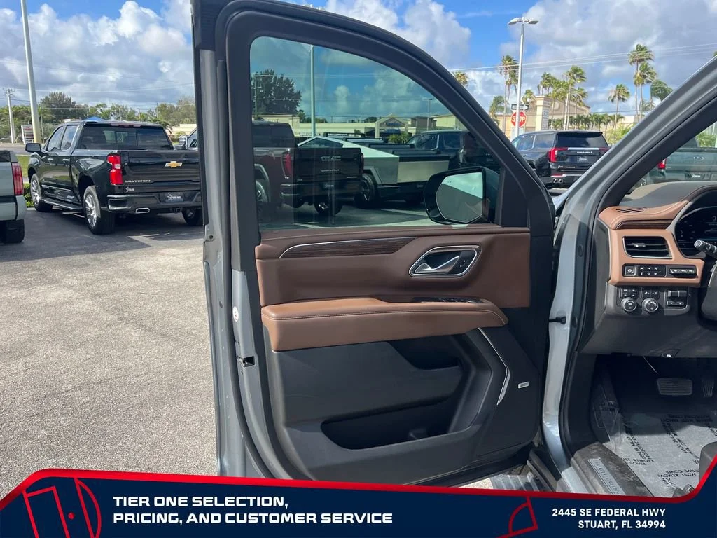 Used 2024 Sterling Gray Metallic Chevrolet High Country image 11