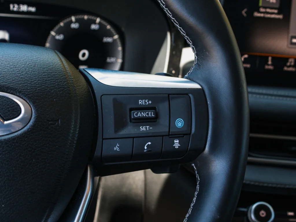 Used 2023 Graphite Shadow INFINITI SENSORY image 17