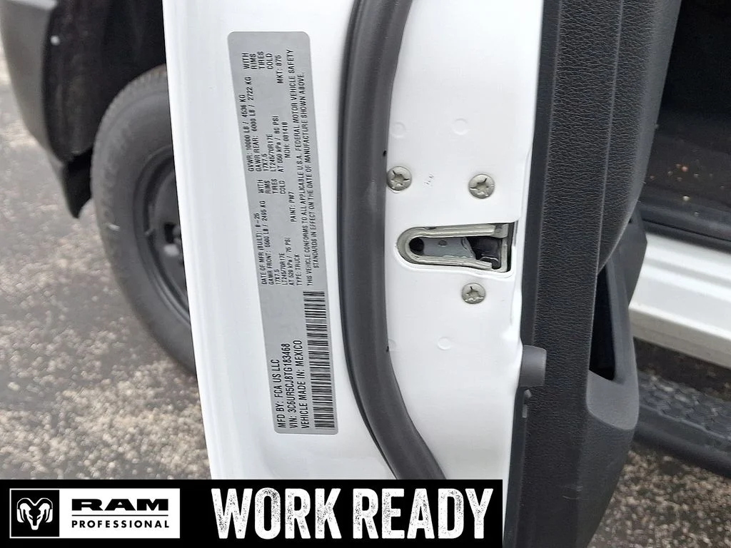 New 2026 Bright White Clear-Coat Exterior Paint RAM Tradesman image 17