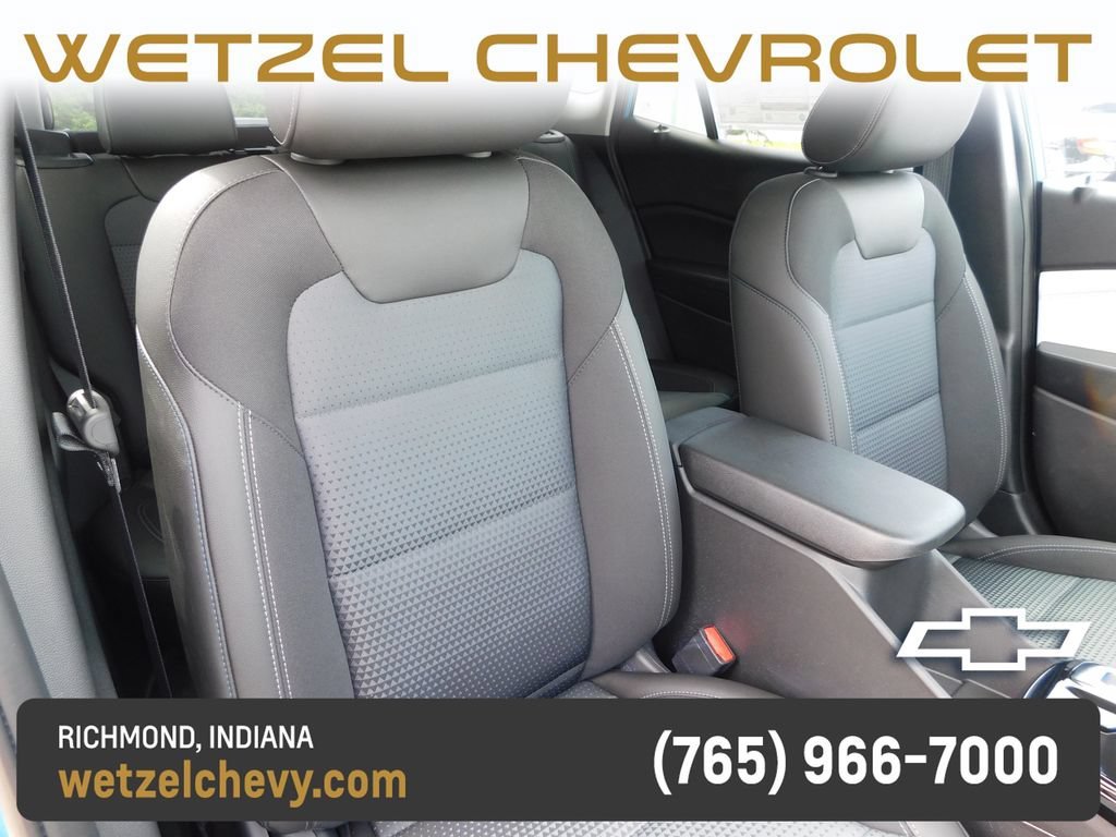 2026 Chevrolet Trax LT - Photo 18