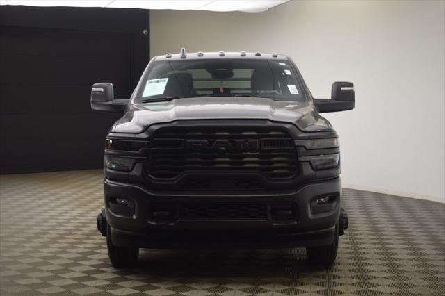 New 2026 Granite Crystal Metallic Clear-Coat Exterior Paint RAM TRADESMAN image 20