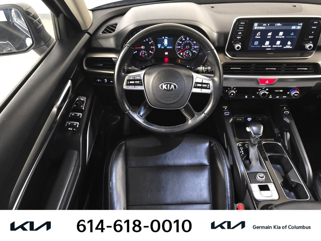 Used 2020 Black Kia S image 17