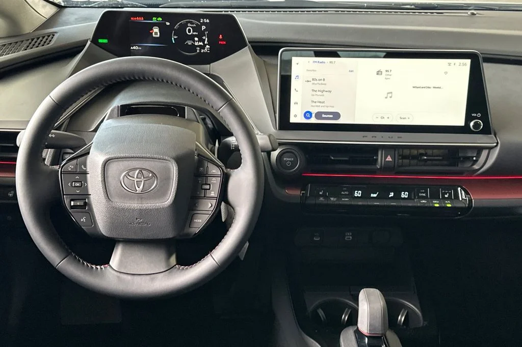 New 2027 Wind Chill Pearl <sup>1</sup> Toyota  XSE image 15