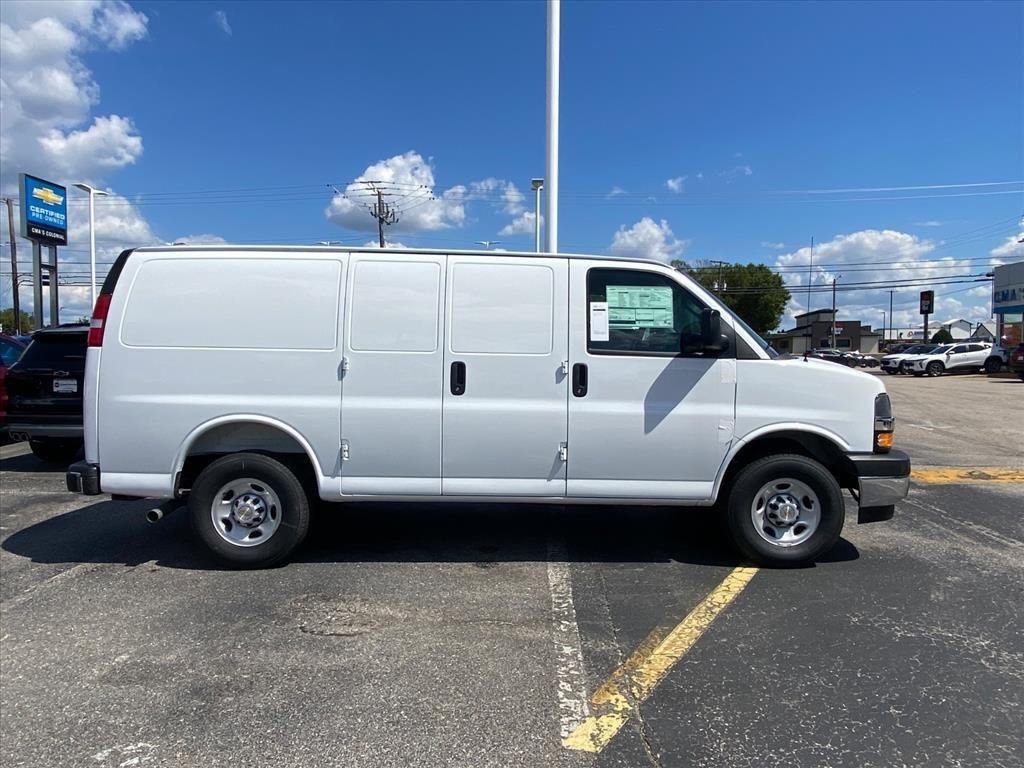 2025 Chevrolet Express Cargo Work Van - Photo 2