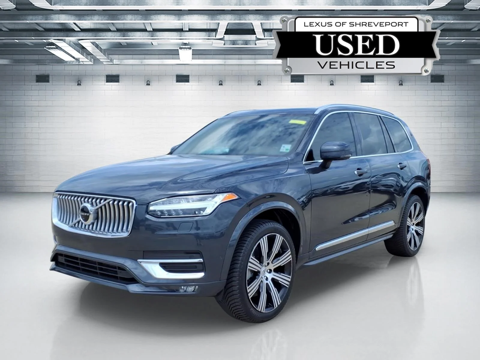 Used 2021 Onyx Black Metallic Volvo T6 Inscription 7-Passenger image 1