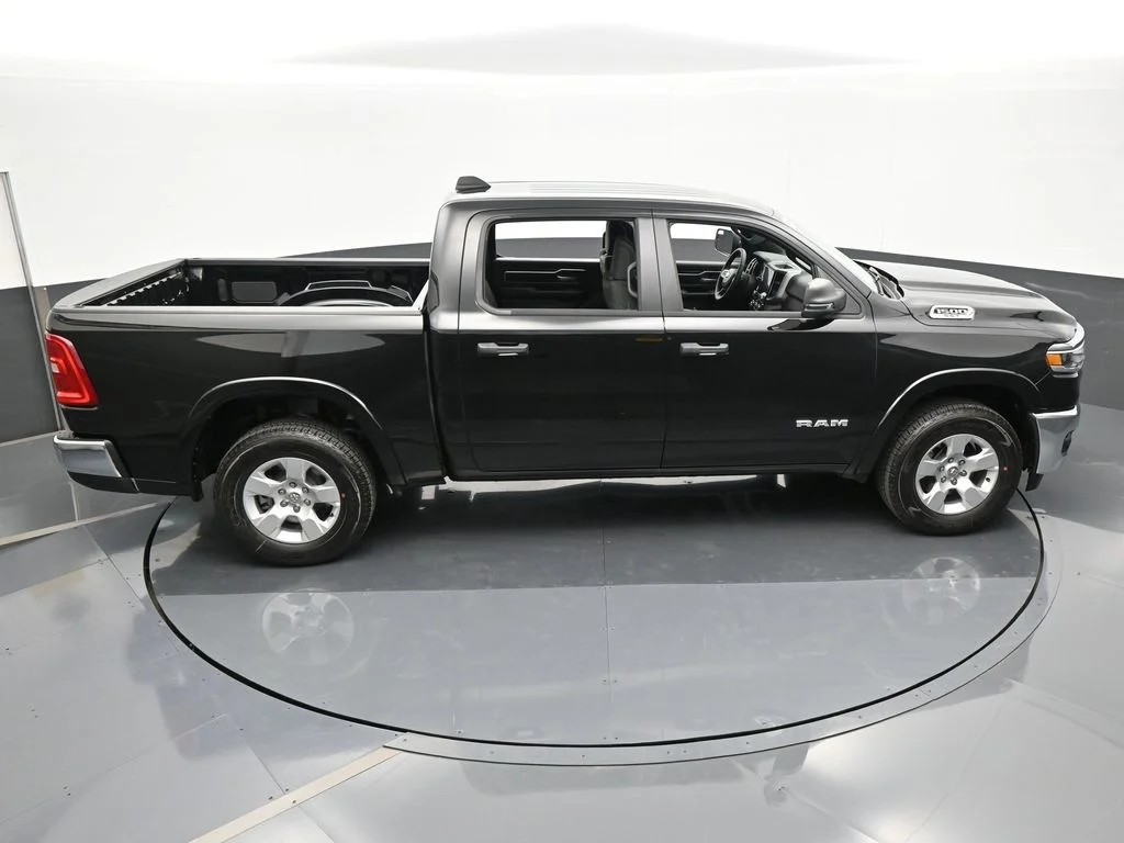 Used 2025 Diamond Black Crystal Pearlcoat Ram Big Horn/Lone Star image 42