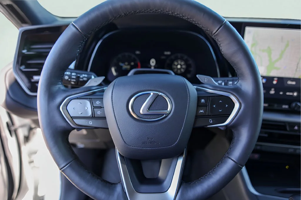 Used 2024 White Lexus 350 Luxury image 14