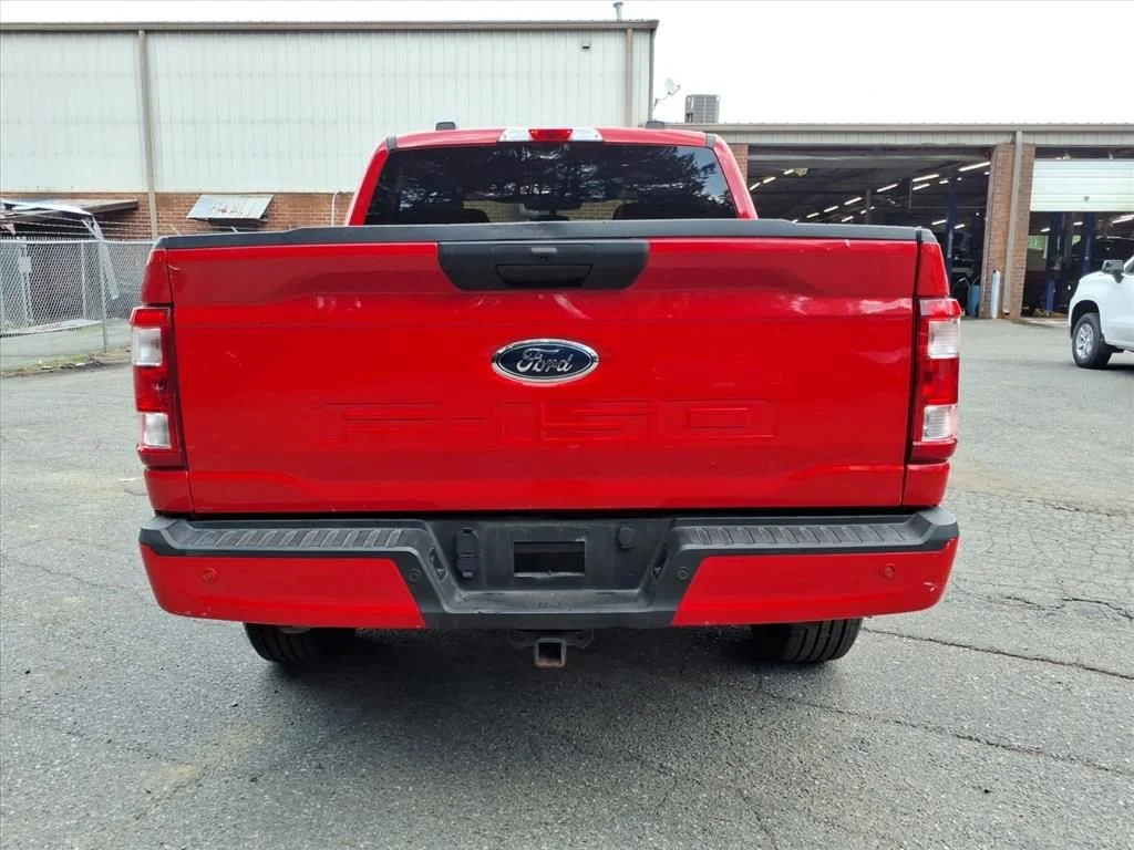 Used 2021 Red Ford XL image 34