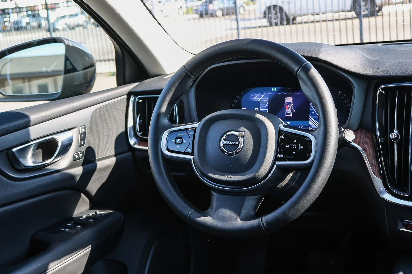 2025 Volvo V60 Cross Country Plus - Photo 24