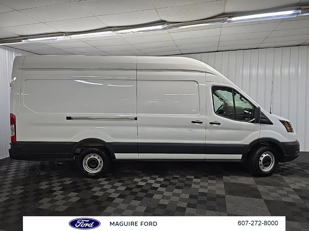 1FTBR3X81SKB08002