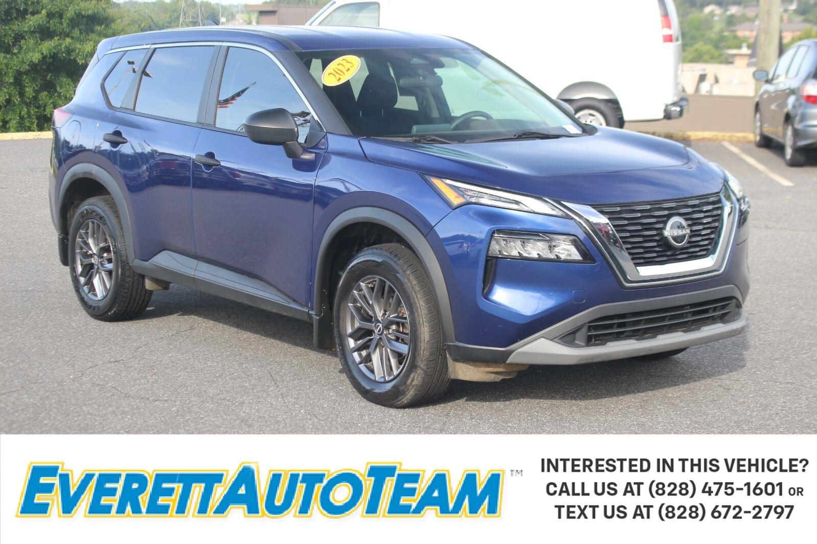 Used 2023 Blue Nissan S image 1