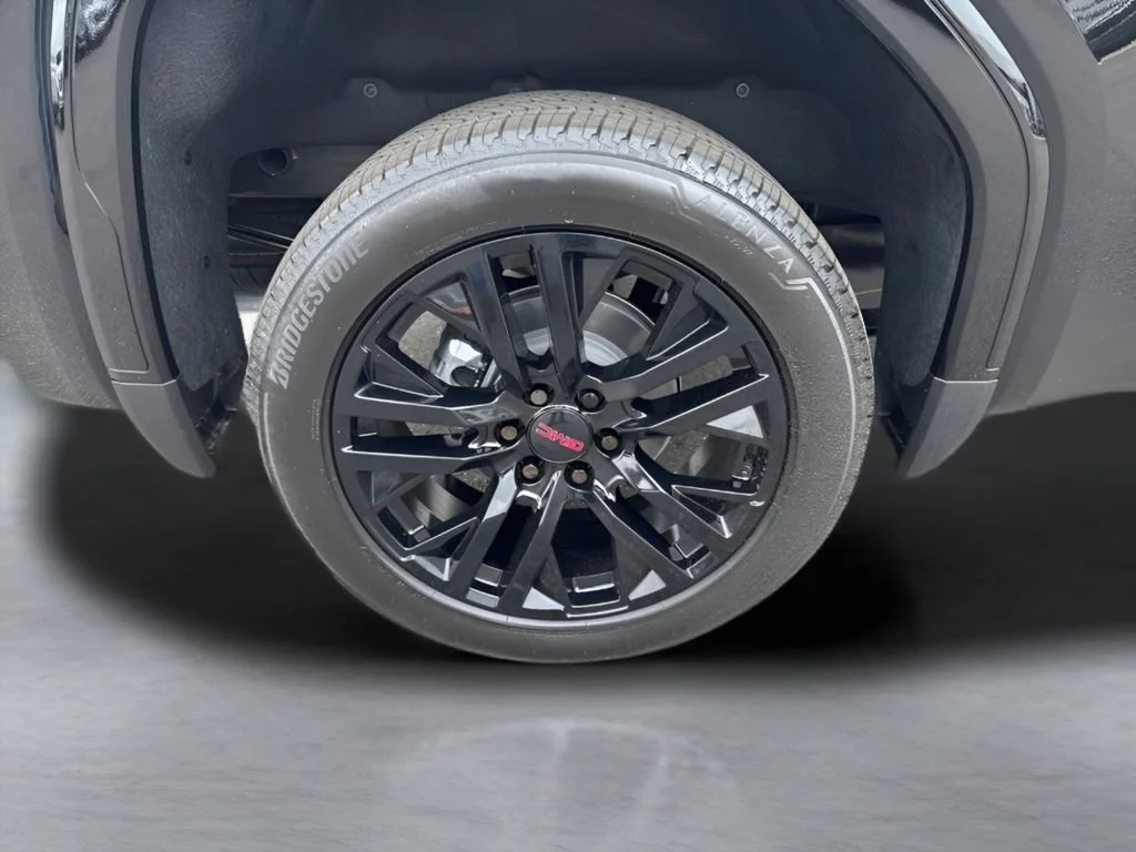 Used 2026 Onyx Black GMC Denali image 38