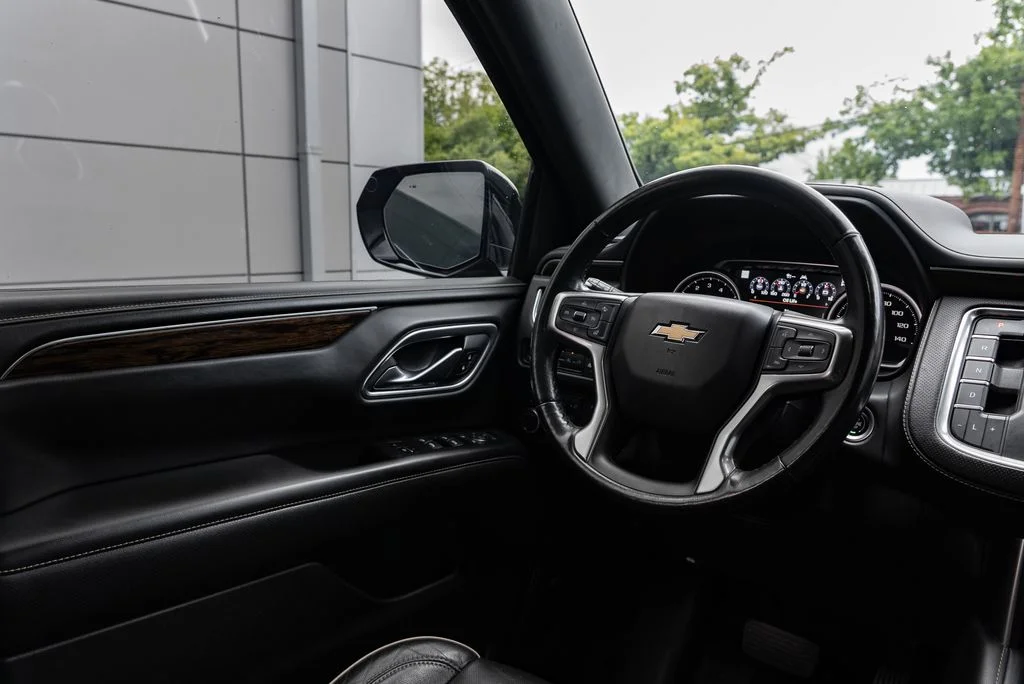 Used 2021 Gray Chevrolet Premier image 12