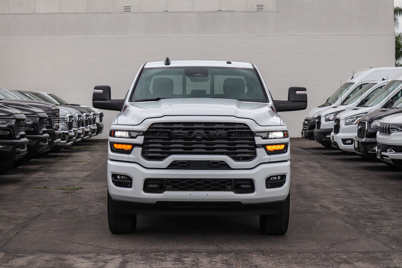 New 2027 Bright White Clear-Coat Exterior Paint RAM Big Horn image 2