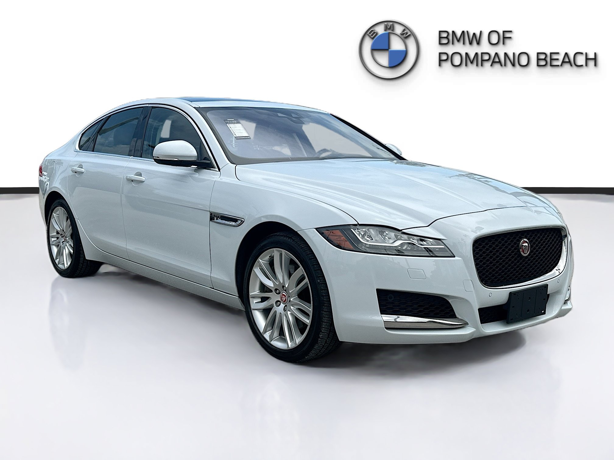 2018 Jaguar XF 35t Portfolio Limited Edition AWD's photo