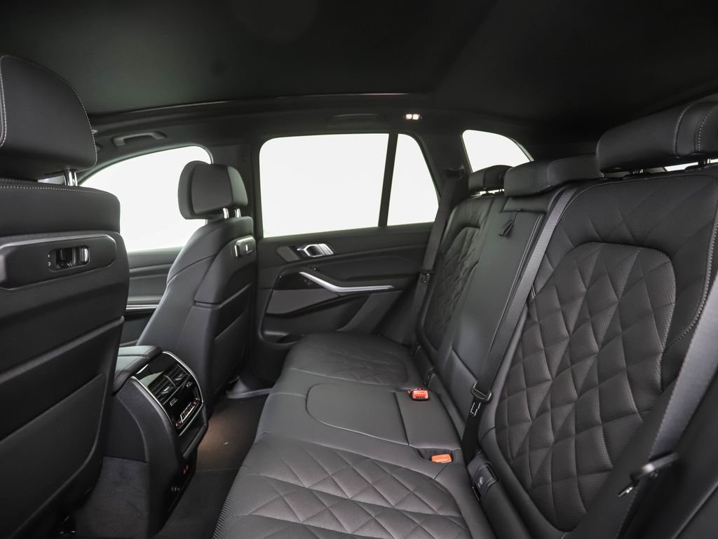 New 2026 Gray Metallic BMW xDrive40i image 22