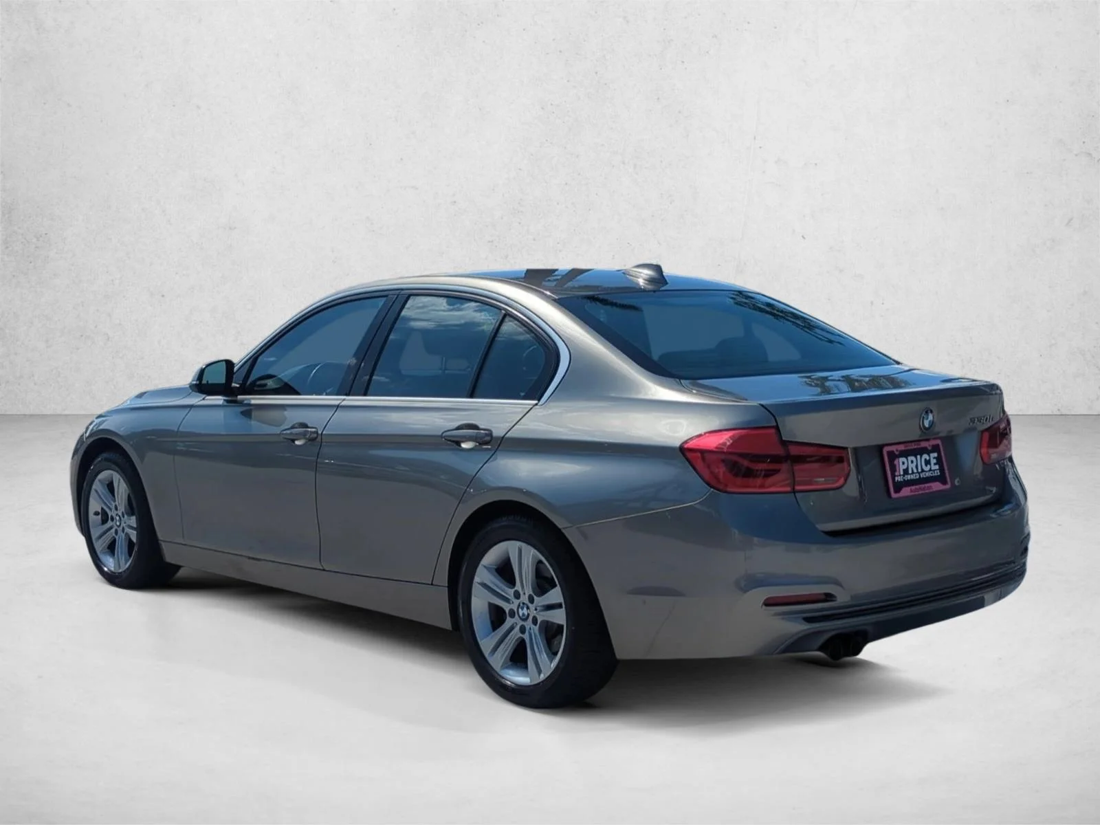 Used 2018 Platinum Silver Metallic BMW 330i image 7