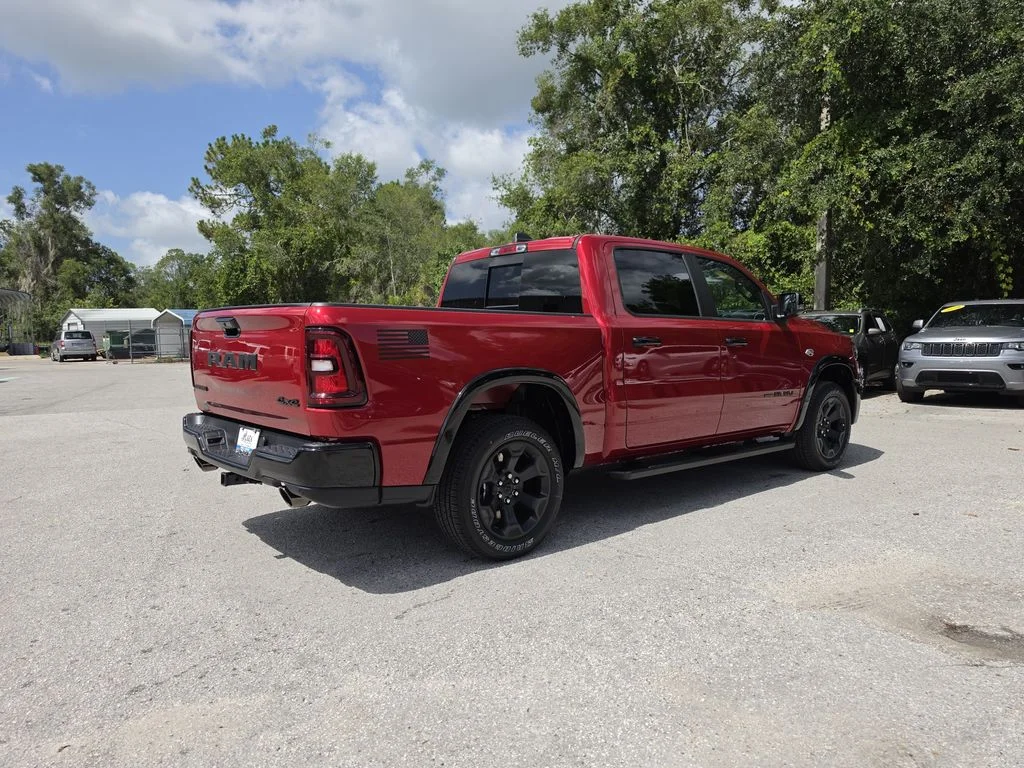 New 2026 Molten Red Pearl-Coat Exterior Paint RAM Big Horn/Lone Star image 4