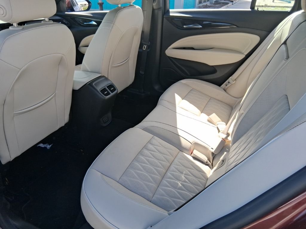 Used 2019 Red Buick Avenir image 13