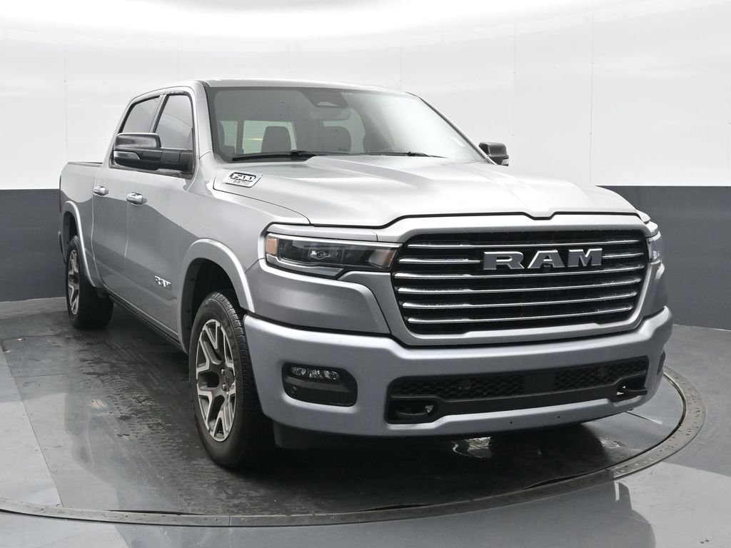 2025 RAM 1500 Laramie 4x4 Crew Cab 5'7's photo