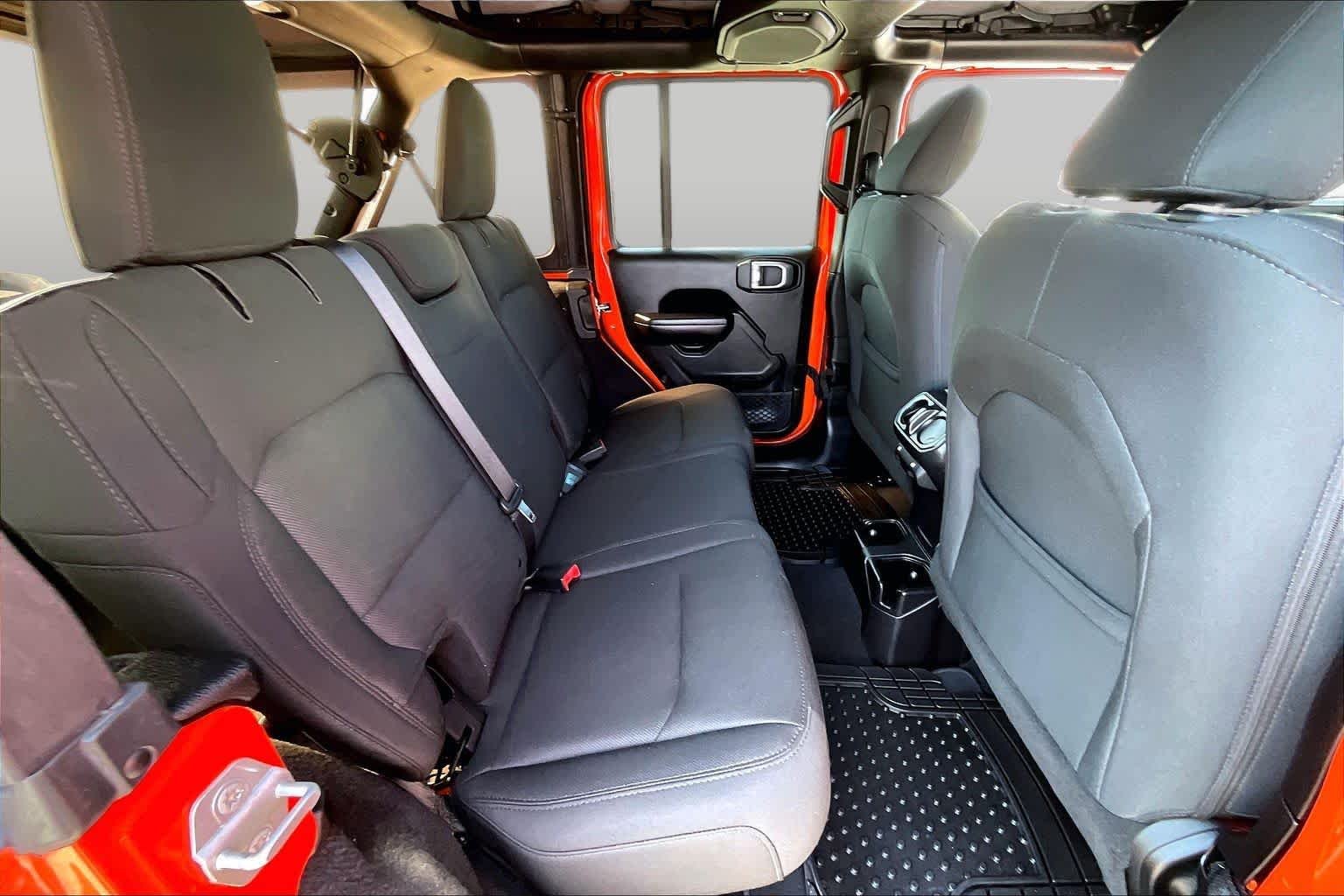 Used 2018 Punk'n Clearcoat Metallic Jeep Sport S image 18