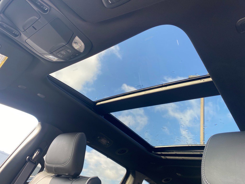 2026 Chrysler Pacifica Limited - Photo 11