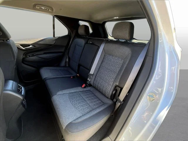 Used 2022 White Chevrolet LT image 25