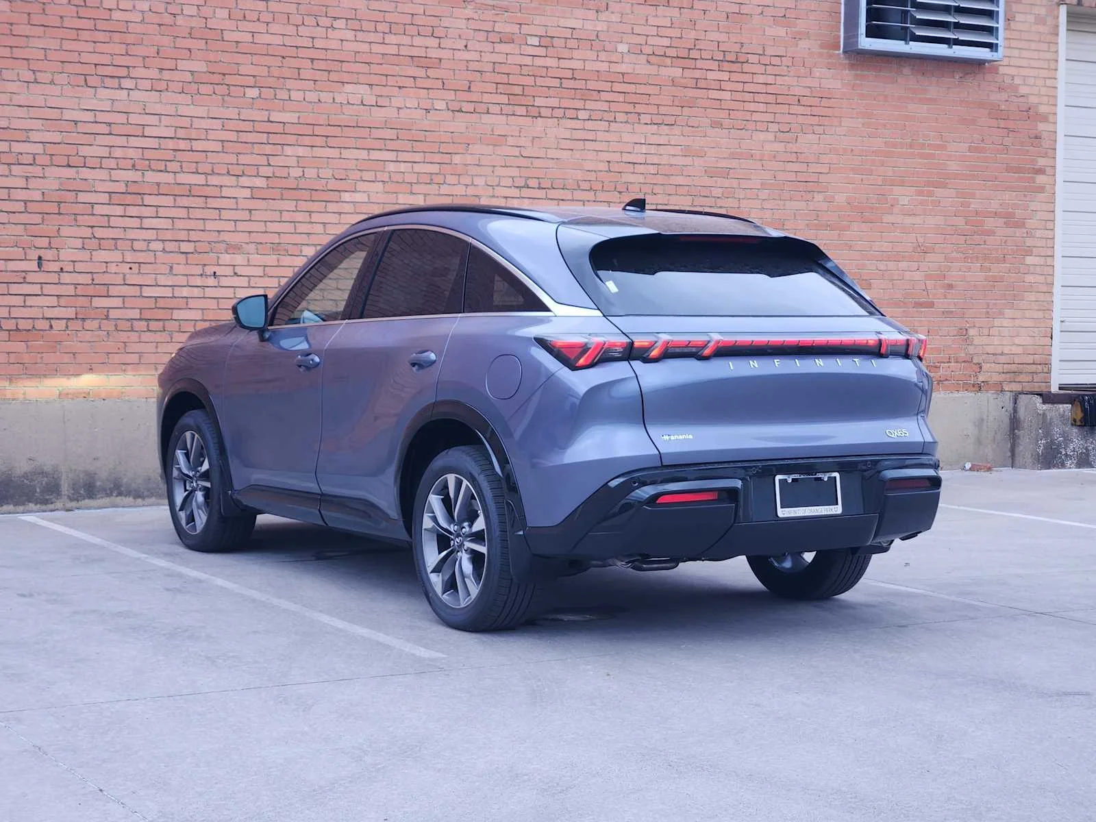 New 2027 Moonbow Blue INFINITI LUXE image 4