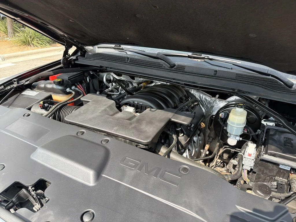 Used 2017 Black GMC SLT image 18