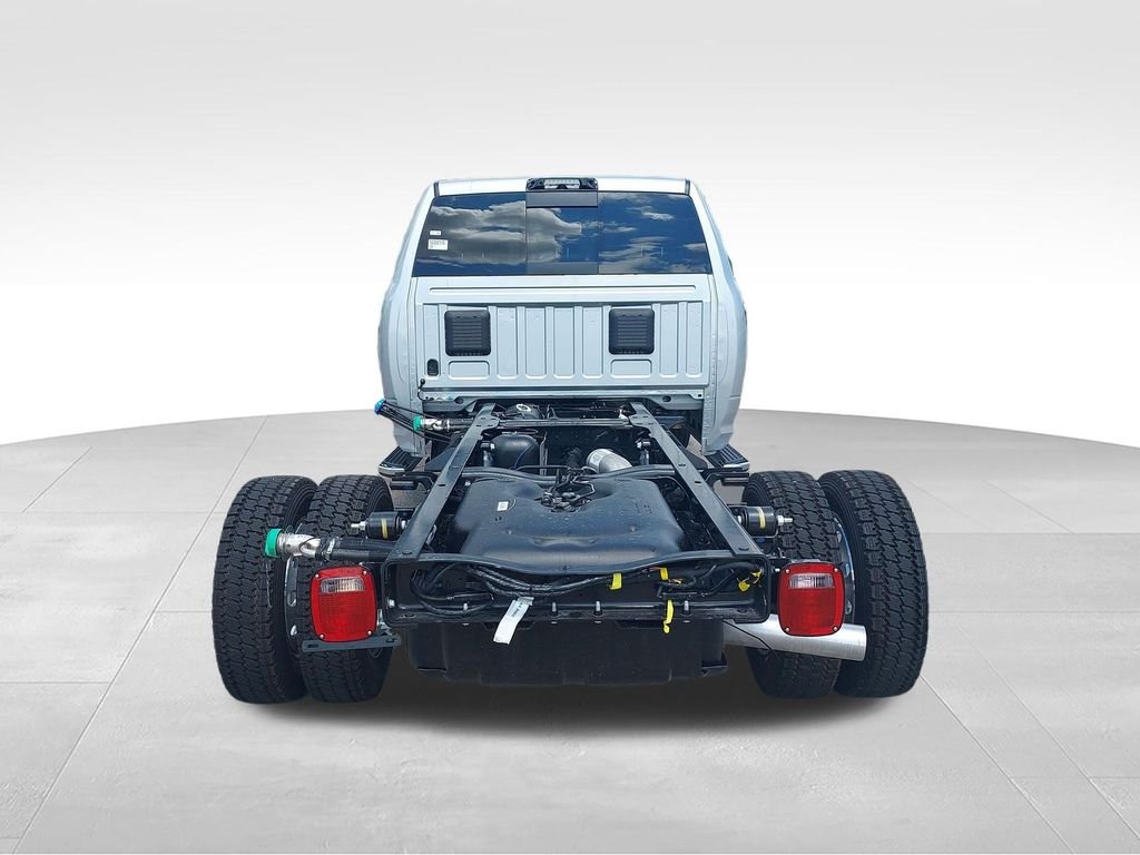 New 2026 Silver Zynith RAM Tradesman image 4