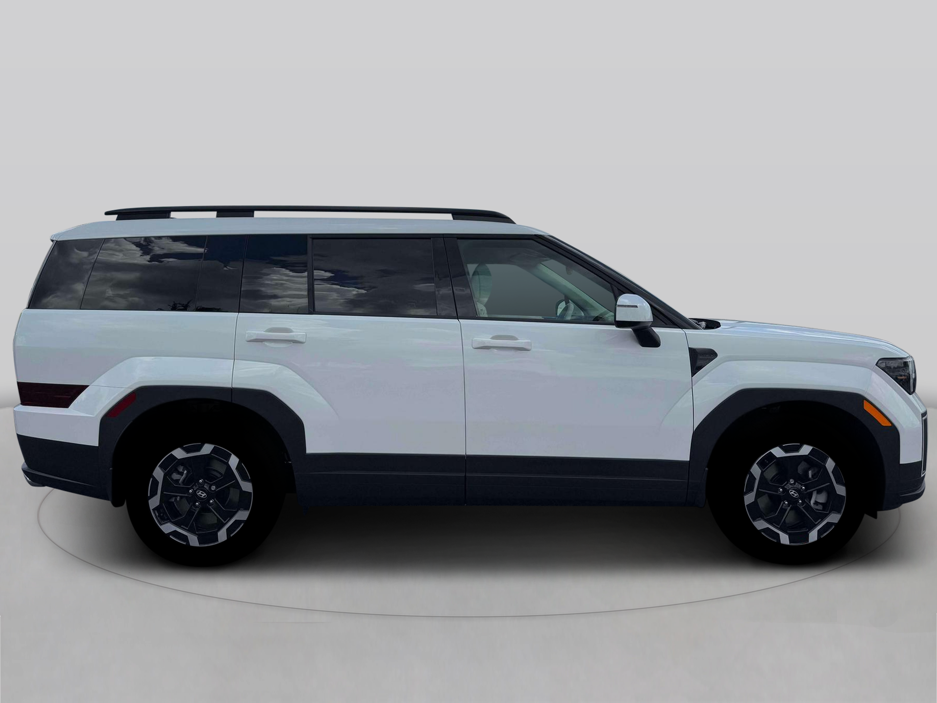 New 2026 White Hyundai SEL FWD image 9