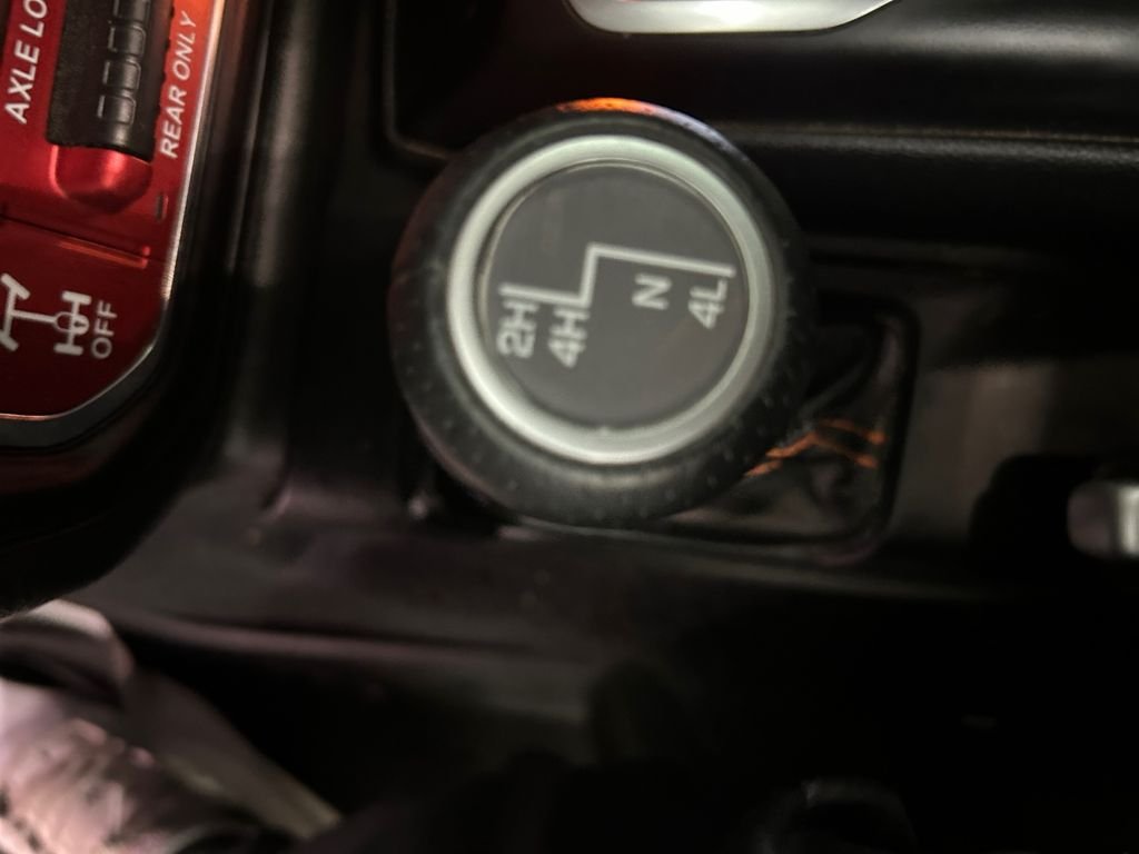 Used 2020 Beige Jeep Mojave image 30