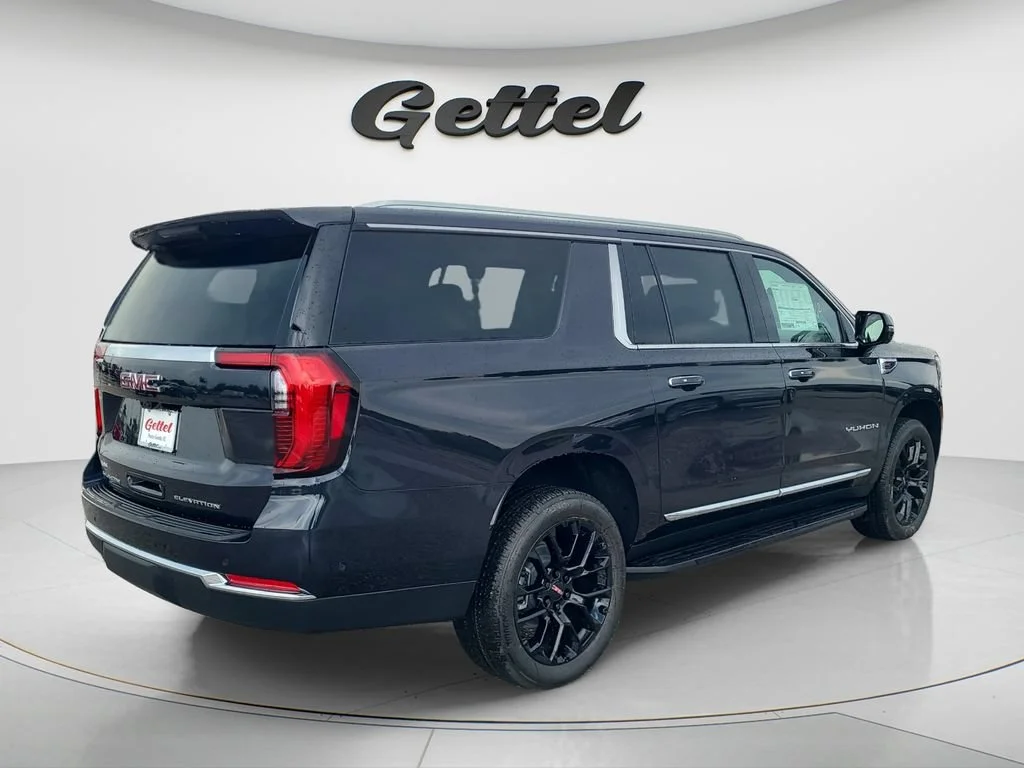 New 2026 Titanium Rush Metallic GMC Elevation image 5