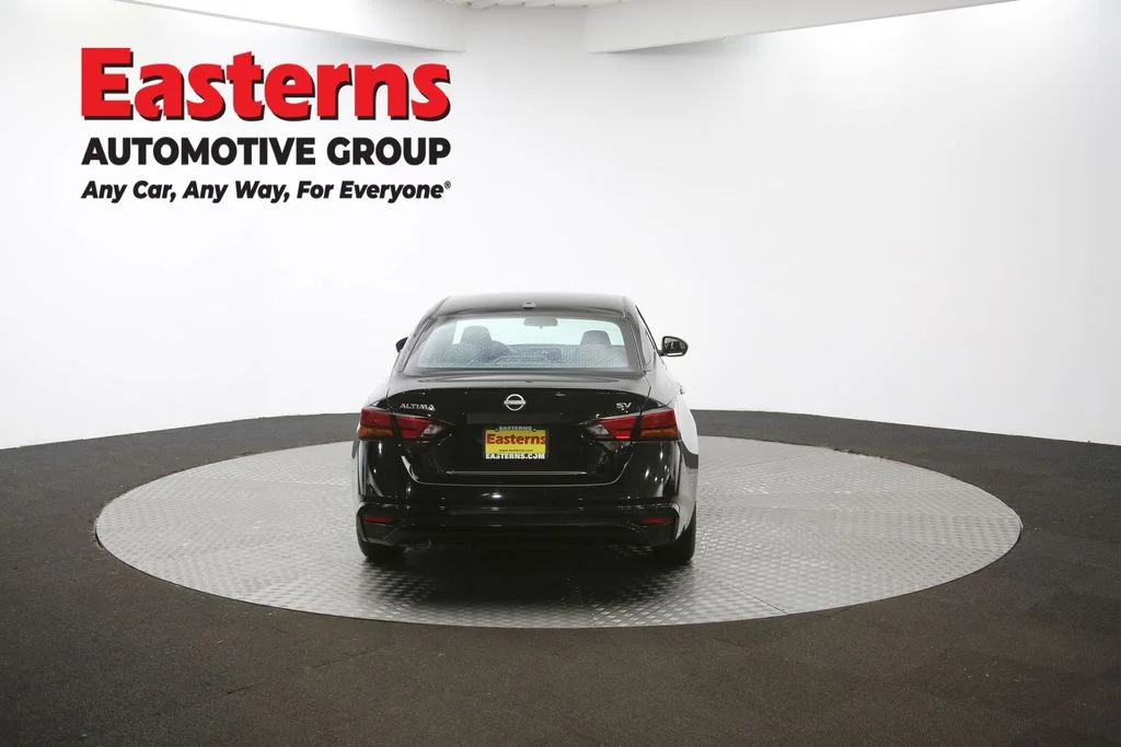 Used 2024 Black Nissan 2.5 SV image 35