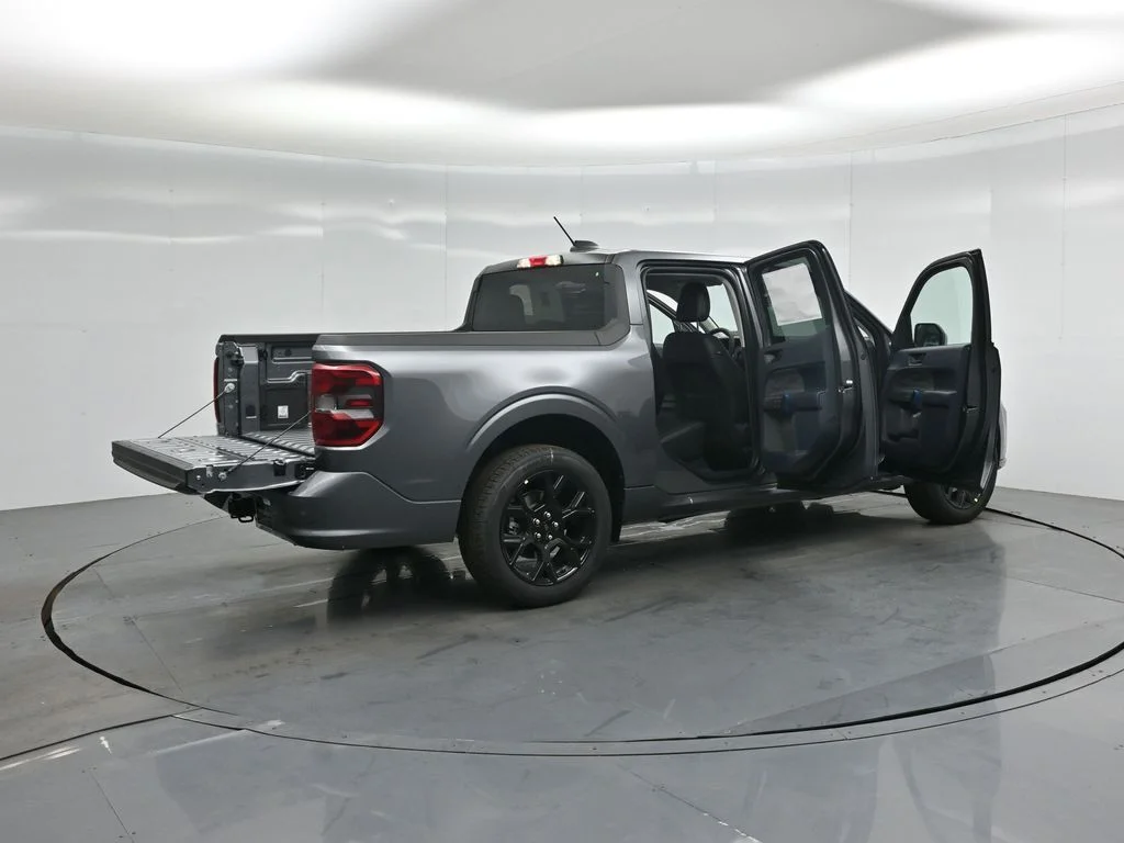 New 2026 Carbonized Gray Metallic Ford Lobo Standard image 5