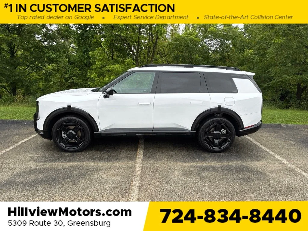 Used 2027 White Pearl Kia X-Line EX image 2