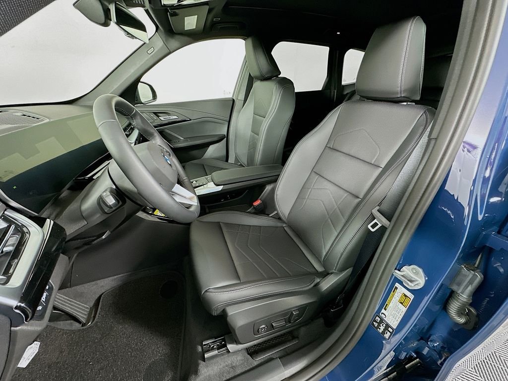 New 2026 Night Dusk Blue Metallic BMW xDrive28i image 16