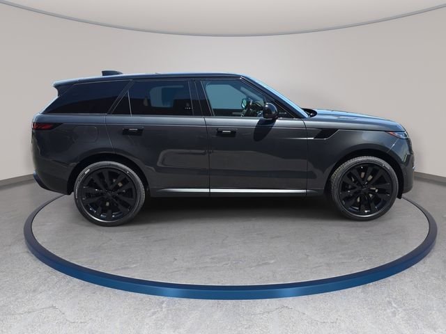 New 2026 Carpathian Grey LAND ROVER SE image 4